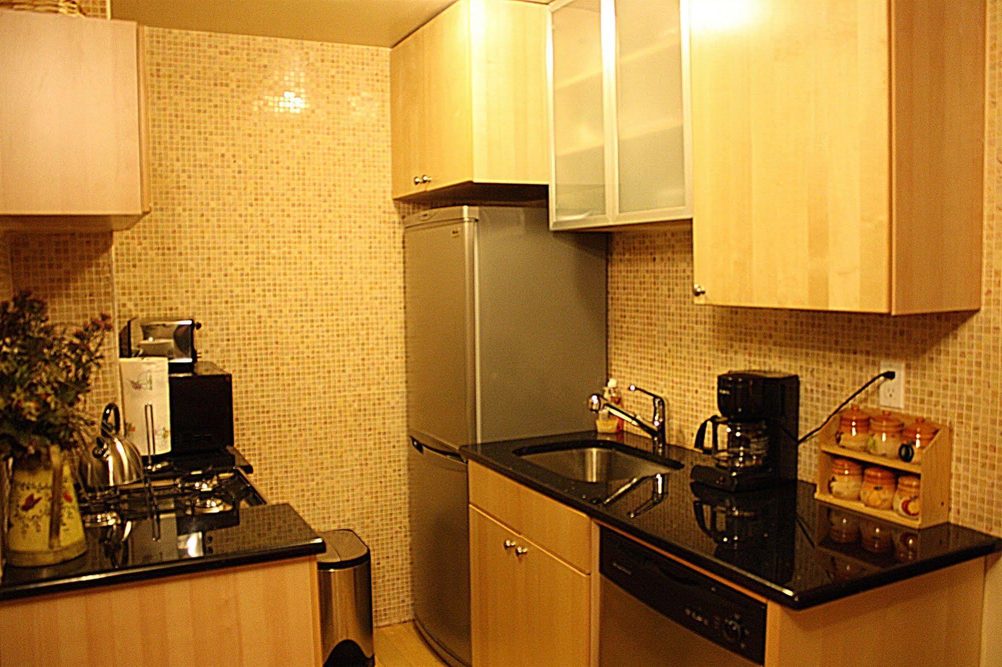 نيو يورك Serene Homes E25 المظهر الخارجي الصورة